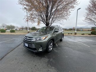 Used 2018 Toyota Highlander Limited Platinum image 1