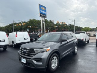 Used 2021 Ford Explorer XLT image 1