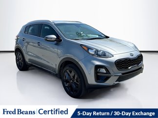 Certified 2020 Kia Sportage S image 1