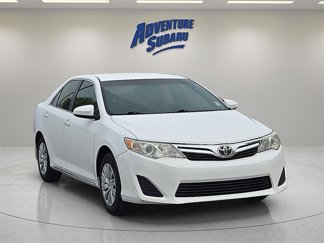Used 2012 Toyota Camry LE image 1