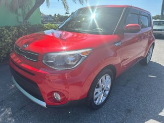 Used 2017 Kia Soul + image 1