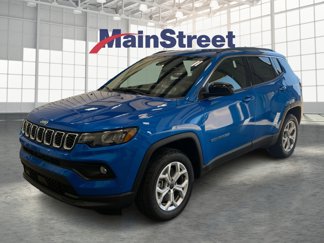 New 2025 Jeep Compass Latitude image 1
