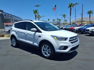 Used 2018 Ford Escape SE w/ Ford Safe & Smart Package image 1