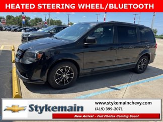 Used 2017 Dodge Grand Caravan GT image 1