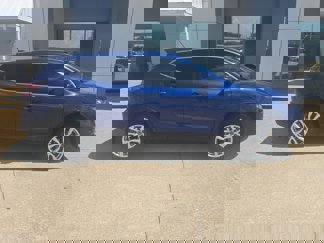 Used 2021 Nissan Rogue Sport S image 1