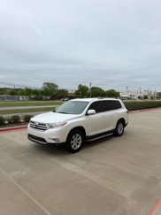 Used 2013 Toyota Highlander Plus image 1