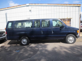 Used 2004 Ford E-350 and Econoline 350 XL image 1