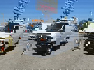 Used 2013 Ford E-150 and Econoline 150 image 1