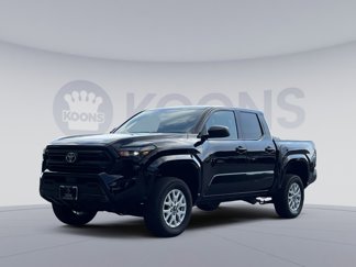 Used 2024 Toyota Tacoma SR image 1