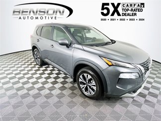 Used 2023 Nissan Rogue SV image 1