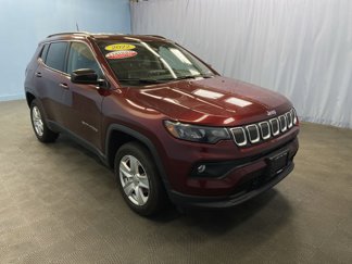 Used 2022 Jeep Compass Latitude image 1