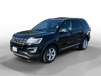 Used 2017 Ford Explorer XLT w/ Equipment Group 202A image 1