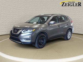 Used 2018 Nissan Rogue S image 1