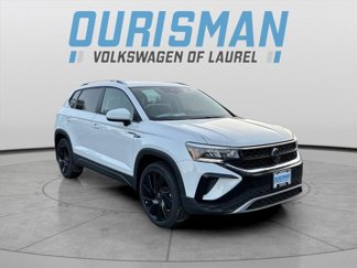 New 2024 Volkswagen Taos SE image 1