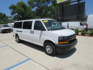 Used 2022 Chevrolet Express 3500 LS image 1
