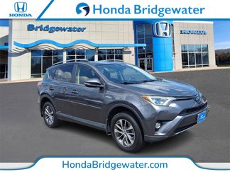 Used 2018 Toyota RAV4 XLE image 1