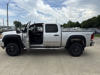 Used 2011 GMC Sierra 1500 SLE w/ Power Tech Package image 1
