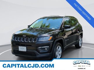 Certified 2019 Jeep Compass Latitude w/ Cold Weather Group image 1
