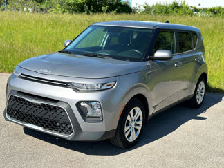 Used 2022 Kia Soul LX image 1