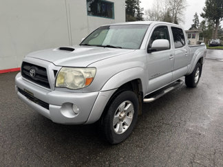 Used 2005 Toyota Tacoma PreRunner image 1