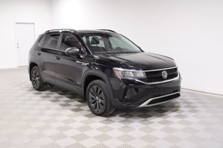 Used 2024 Volkswagen Taos S image 1
