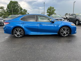 Used 2018 Toyota Camry SE image 1