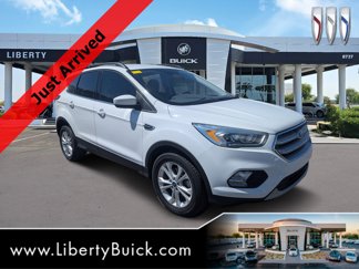 Used 2017 Ford Escape SE w/ Equipment Group 201A image 1