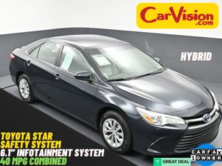 Used 2016 Toyota Camry LE image 1
