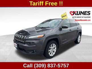 Used 2016 Jeep Cherokee Latitude image 1