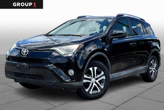 Used 2016 Toyota RAV4 LE image 1