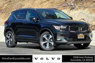 New 2025 Volvo XC40 B5 Core w/ Protection Package Premier image 1