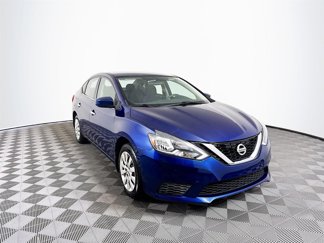 Used 2017 Nissan Sentra SV image 1