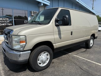 Used 2008 Ford E-250 and Econoline 250 image 1