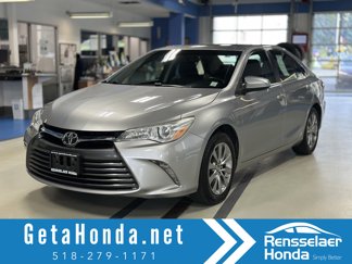Used 2015 Toyota Camry image 1