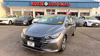 Used 2023 Nissan Versa SV image 1