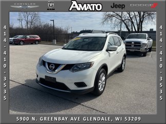 Used 2014 Nissan Rogue SV image 1