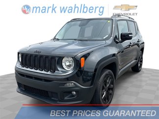 Used 2016 Jeep Renegade Latitude image 1