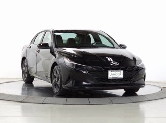Used 2022 Hyundai Elantra Blue image 1