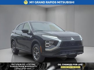New 2025 Mitsubishi Eclipse Cross ES image 1