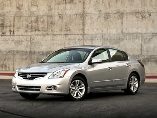 Used 2010 Nissan Altima 2.5 S image 1