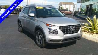 Certified 2022 Hyundai Venue SEL image 1