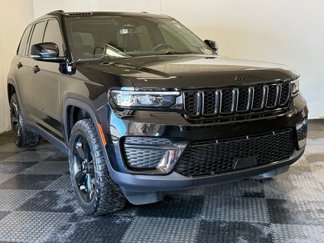 Certified 2023 Jeep Grand Cherokee Altitude image 1