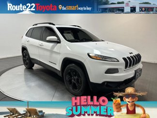 Used 2016 Jeep Cherokee Latitude w/ Comfort/Convenience Group image 1