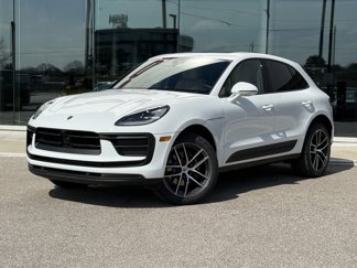 Certified 2025 Porsche Macan image 1