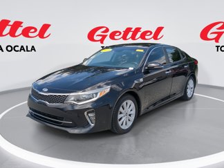 Used 2018 Kia Optima S image 1