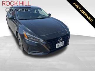 Used 2023 Nissan Altima 2.5 SR image 1