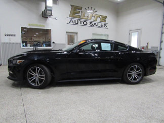 Used 2016 Ford Mustang Coupe image 1