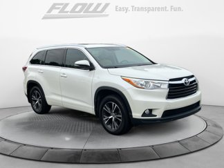 Used 2016 Toyota Highlander XLE image 1