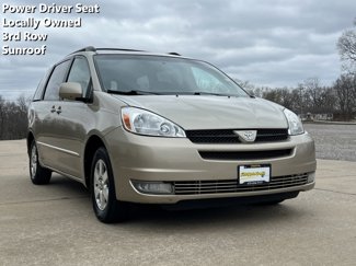 Used 2004 Toyota Sienna XLE image 1