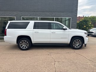 Used 2018 Chevrolet Suburban LT image 1
